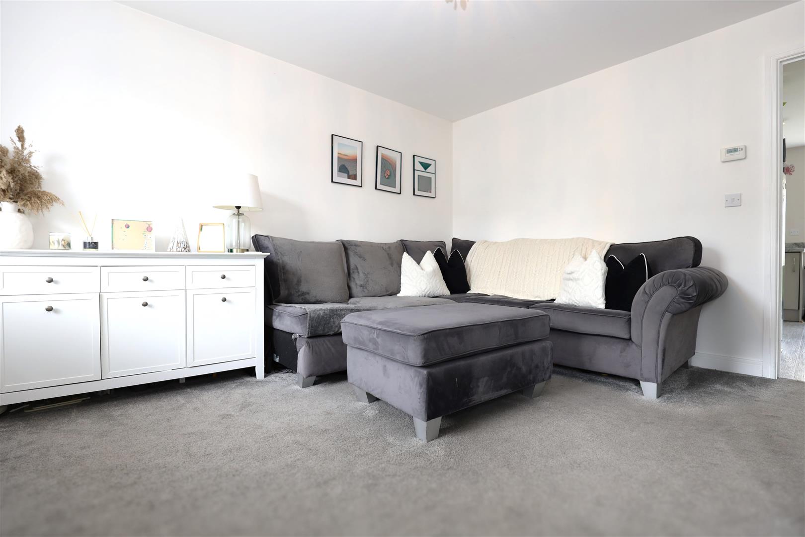 18 Cae Ffynnon, Cowbridge, Vale of Glamorgan, CF71 7FJ